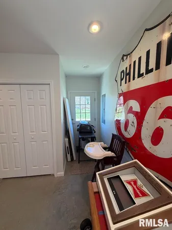 $592,500 | 19003 North Hammer Road, Marshall, IL 62441