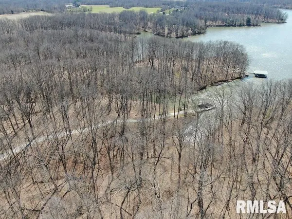 $592,500 | 19003 North Hammer Road, Marshall, IL 62441
