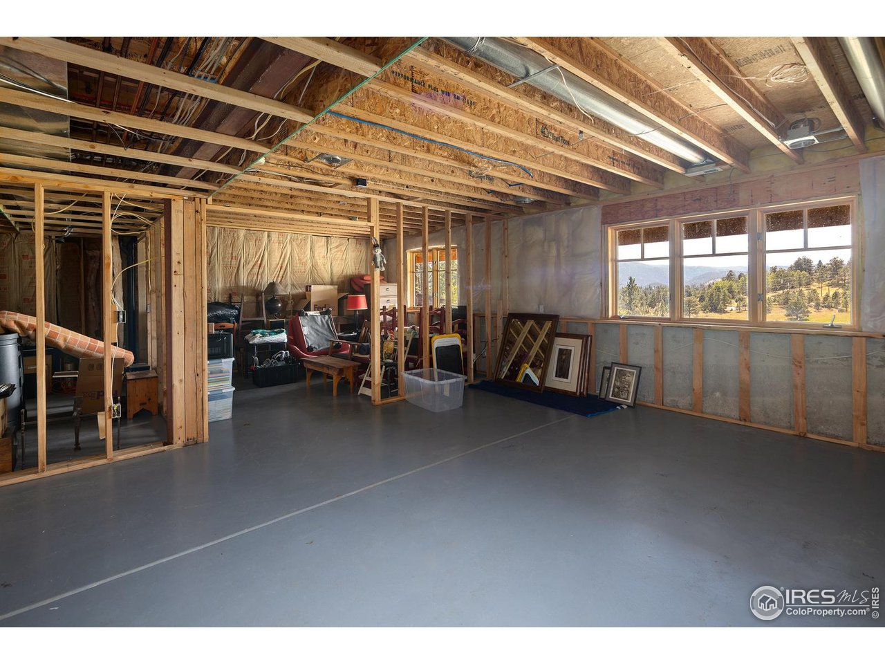 8558 Flagstaff Road Boulder, CO 80302 - Photo 40 of 50 a view of a room with gym equipment