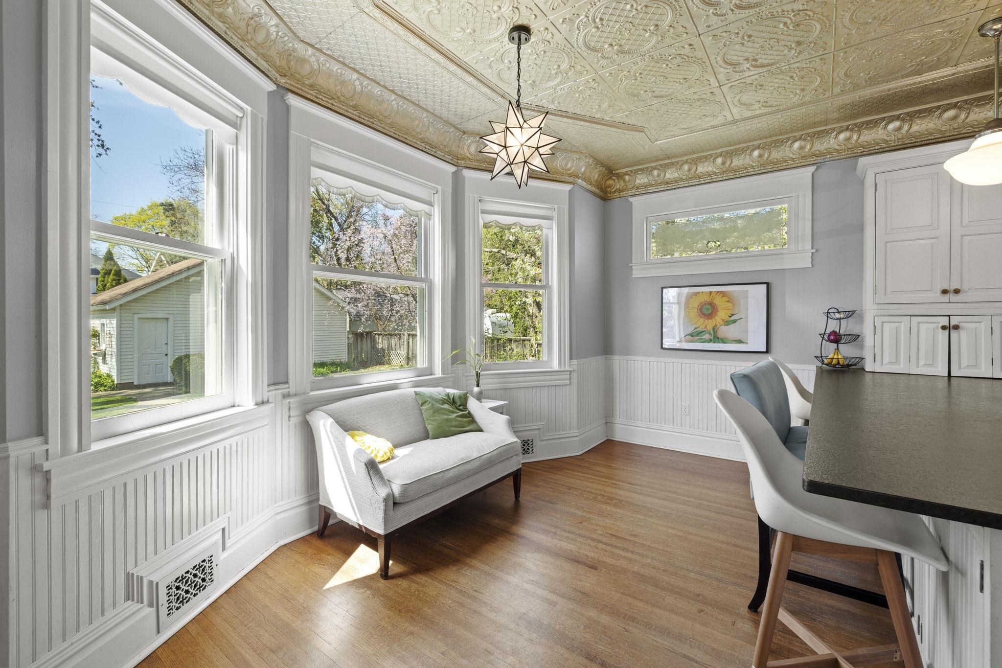 2016 Harlem Boulevard Rockford, IL 61103 - Photo 17 of 43