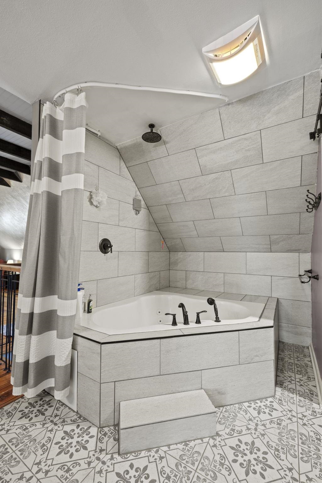 2016 Harlem Boulevard Rockford, IL 61103 - Photo 30 of 43