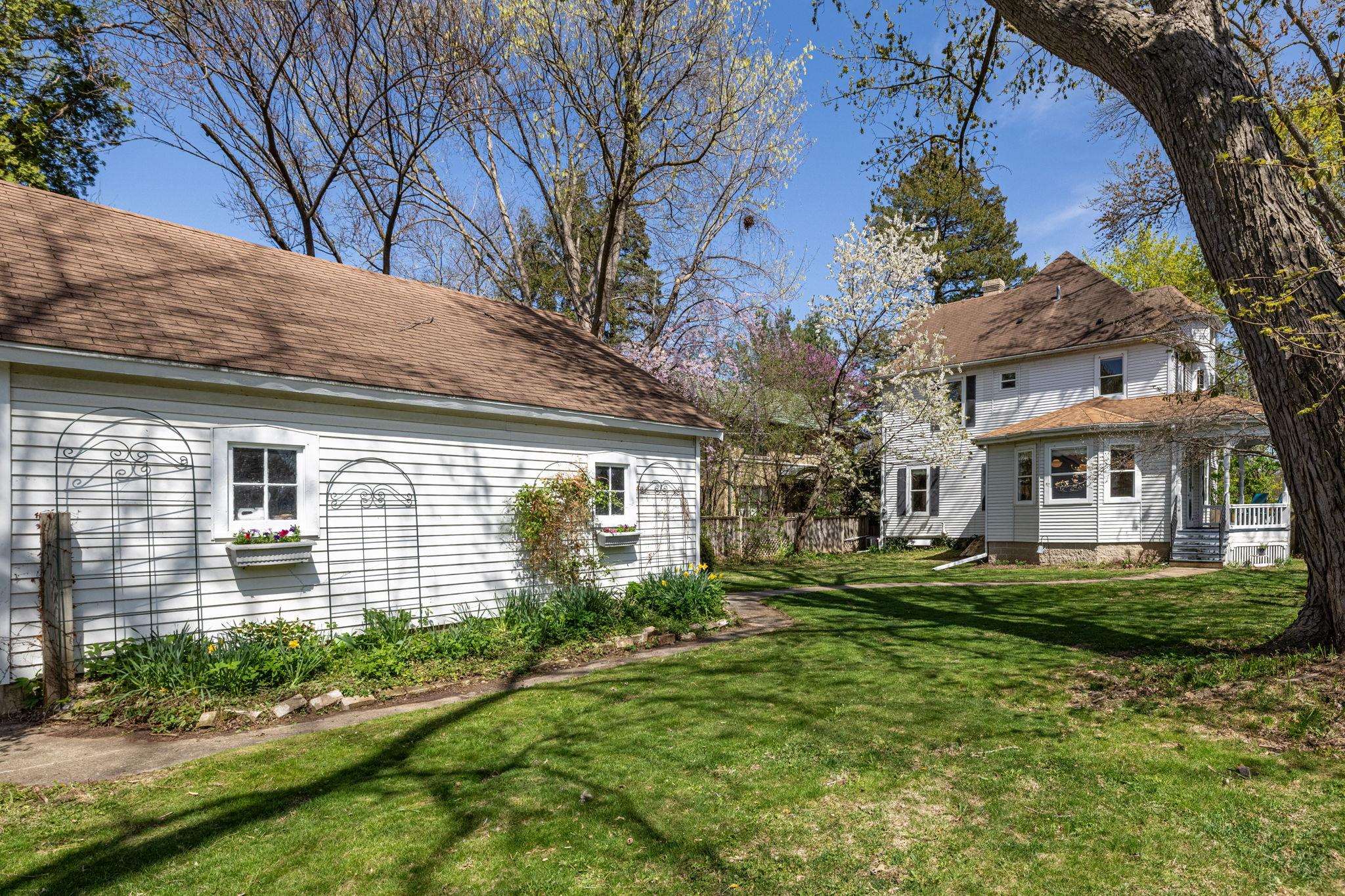 2016 Harlem Boulevard Rockford, IL 61103 - Photo 34 of 43