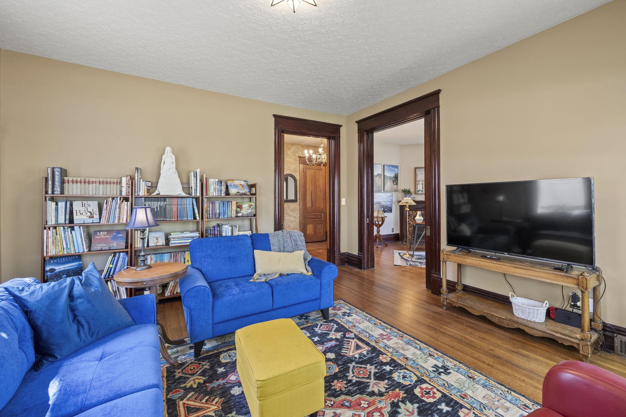 2016 Harlem Boulevard Rockford, IL 61103 - Photo 9 of 43