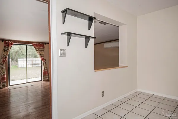 $2,000 | 6314 White Oak Drive, Pensacola, FL 32503