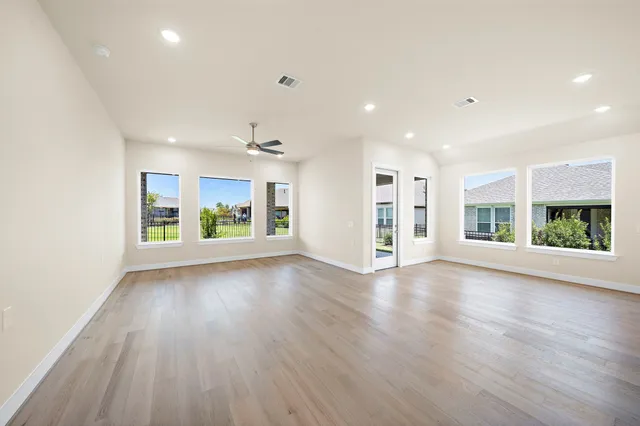 $505,486 | 14915 Lake Par Circle, Willis, TX 77318