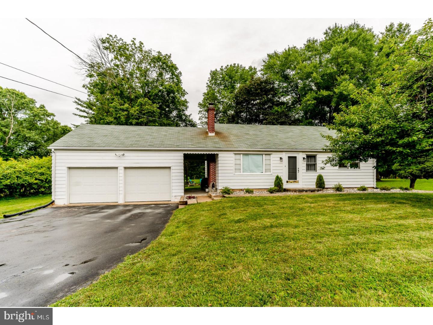 136 Spring Mt Road Schwenksville, PA 19473 - Photo 1 of 22 Gallery Image 1
