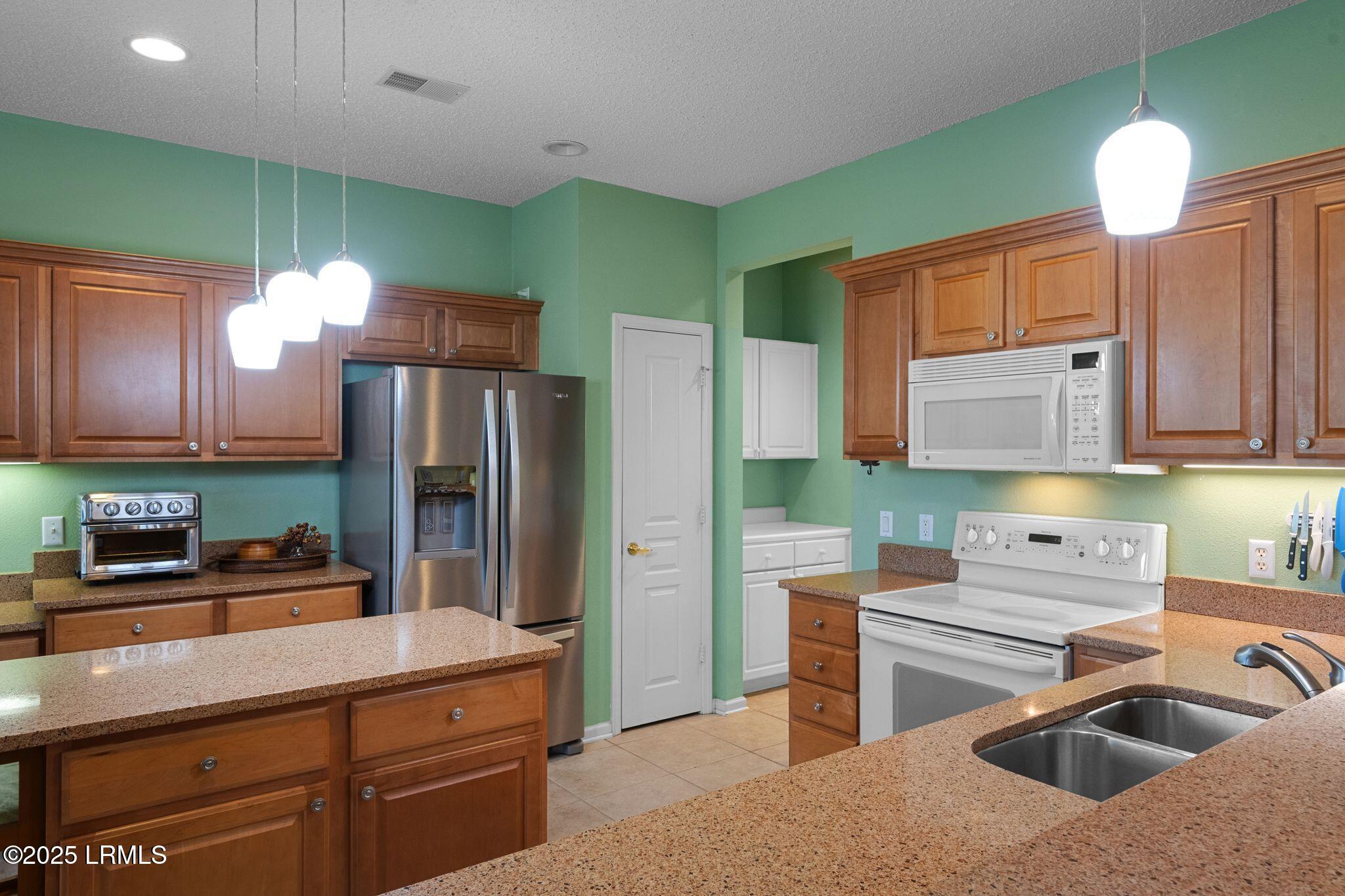 186 Hampton Circle Bluffton, SC 29909 - Photo 14 of 36 14