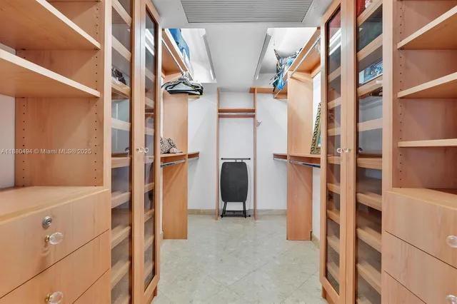 a view of walk in closet