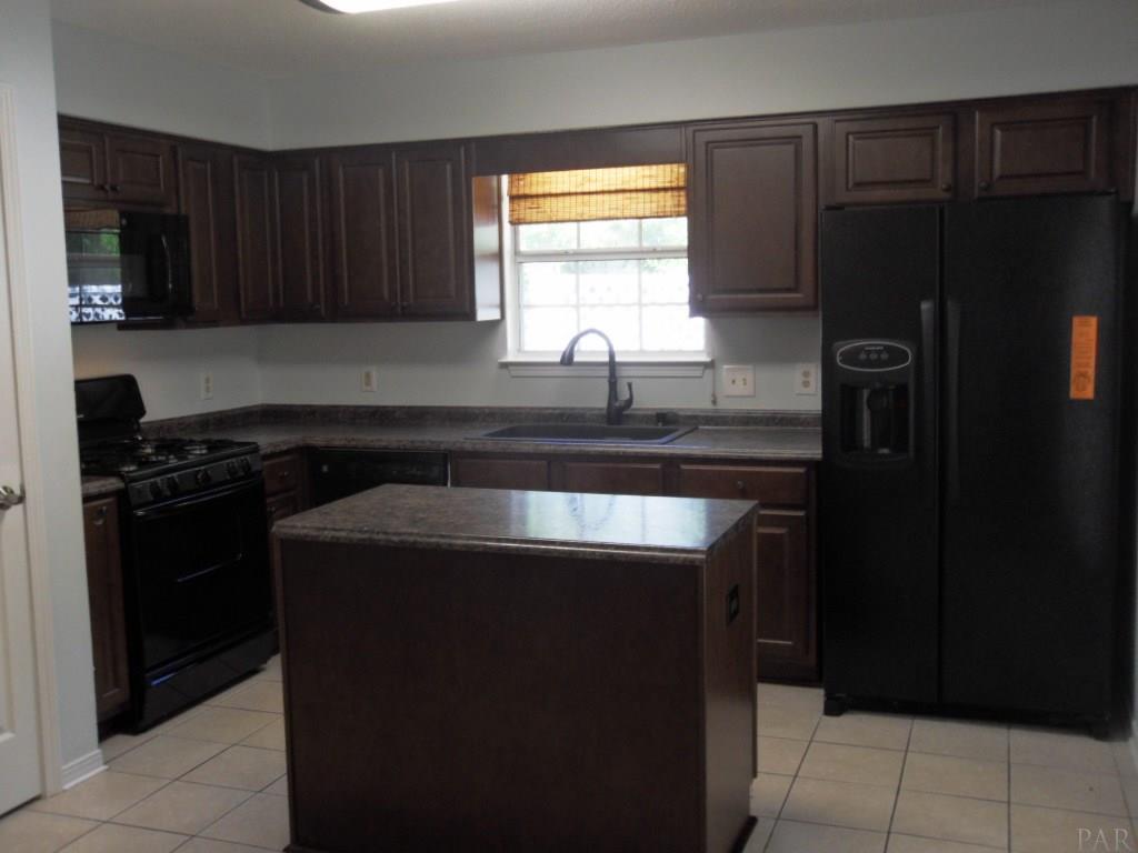 1334 Sunrunner Road Pensacola, FL 32504 - Photo 11 of 25
