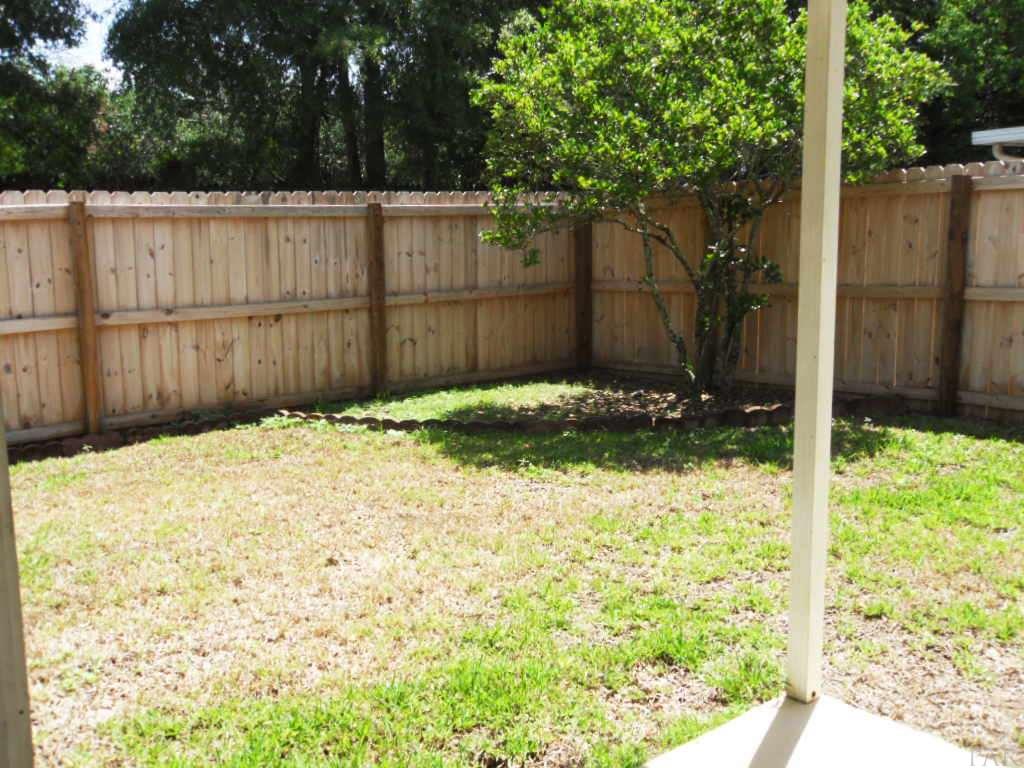 1334 Sunrunner Road Pensacola, FL 32504 - Photo 15 of 25