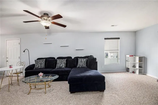 $325,000 | 2605 Shadow Court, St. Joseph, MO 64503