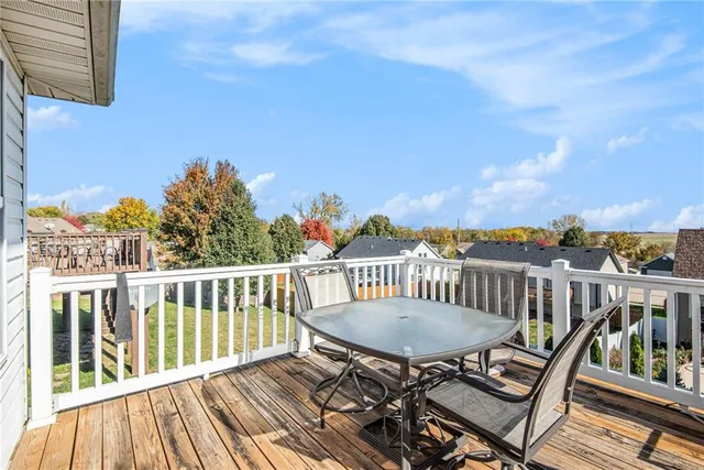 $325,000 | 2605 Shadow Court, St. Joseph, MO 64503