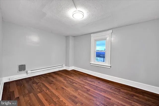 $155,000 | 935 North Centre Street, Pottsville, PA 17901