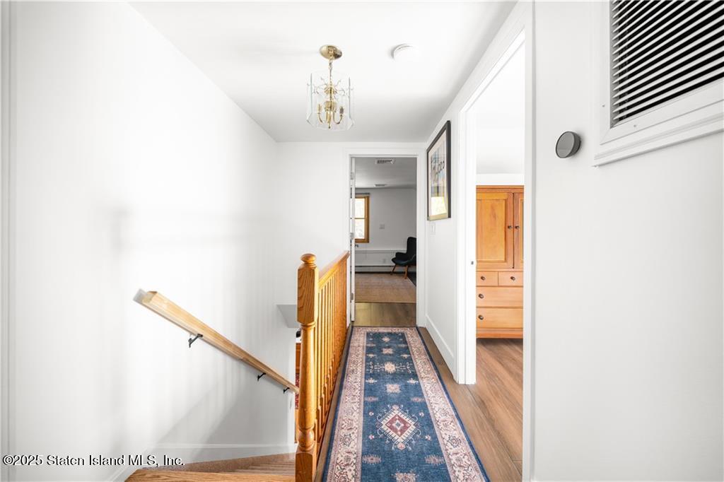 393 St Andrews Road Staten Island, NY 10306 - Photo 26 of 41 GetMedia (24)