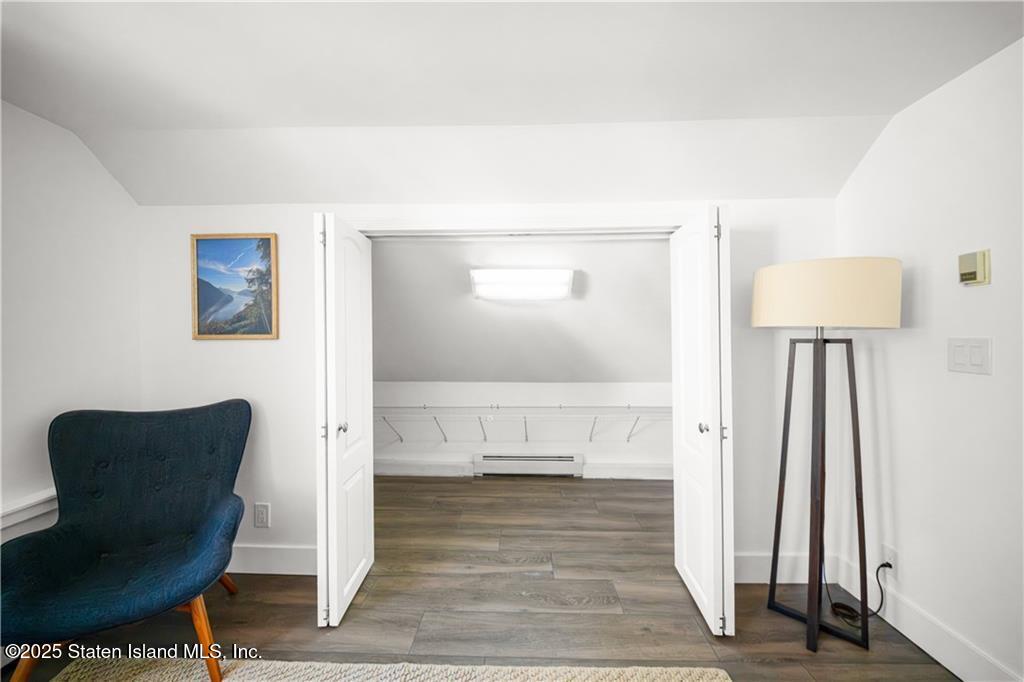 393 St Andrews Road Staten Island, NY 10306 - Photo 37 of 41 GetMedia (35)