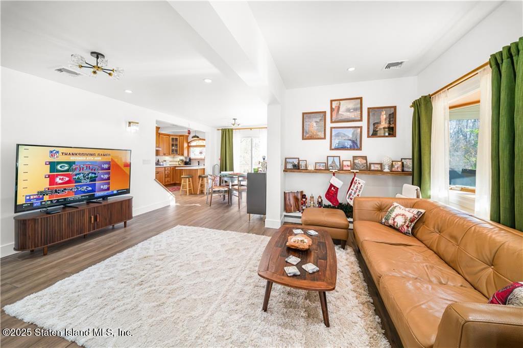 393 St Andrews Road Staten Island, NY 10306 - Photo 4 of 41 GetMedia (2)