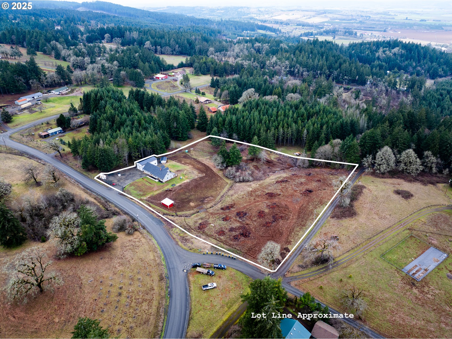 15105 Orchard Knob Road Dallas, OR 97338 - Photo 4 of 48 an aerial view of a backyard