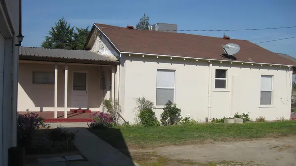 $524,000 | 12283 East Dinuba Avenue, Selma, CA 93662