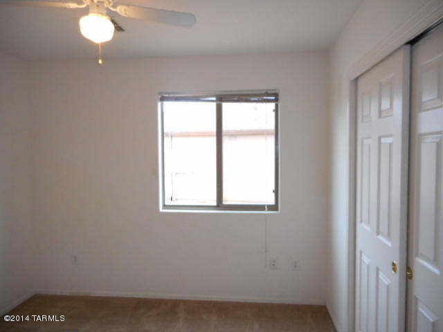 8404 West Benidorm Loop Tucson, AZ 85757 - Photo 27 of 33