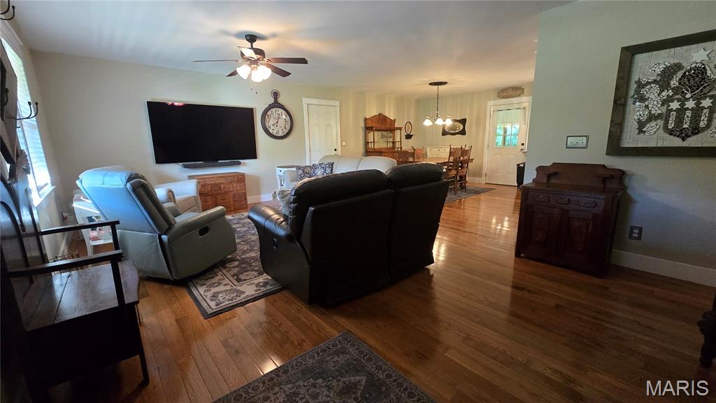 831 Old Colony Road Defiance, MO 63341 - Photo 27 of 38