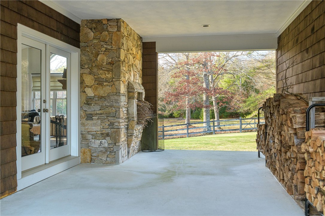 129 Purgatory Road Exeter, RI 02822 - Photo 8 of 48