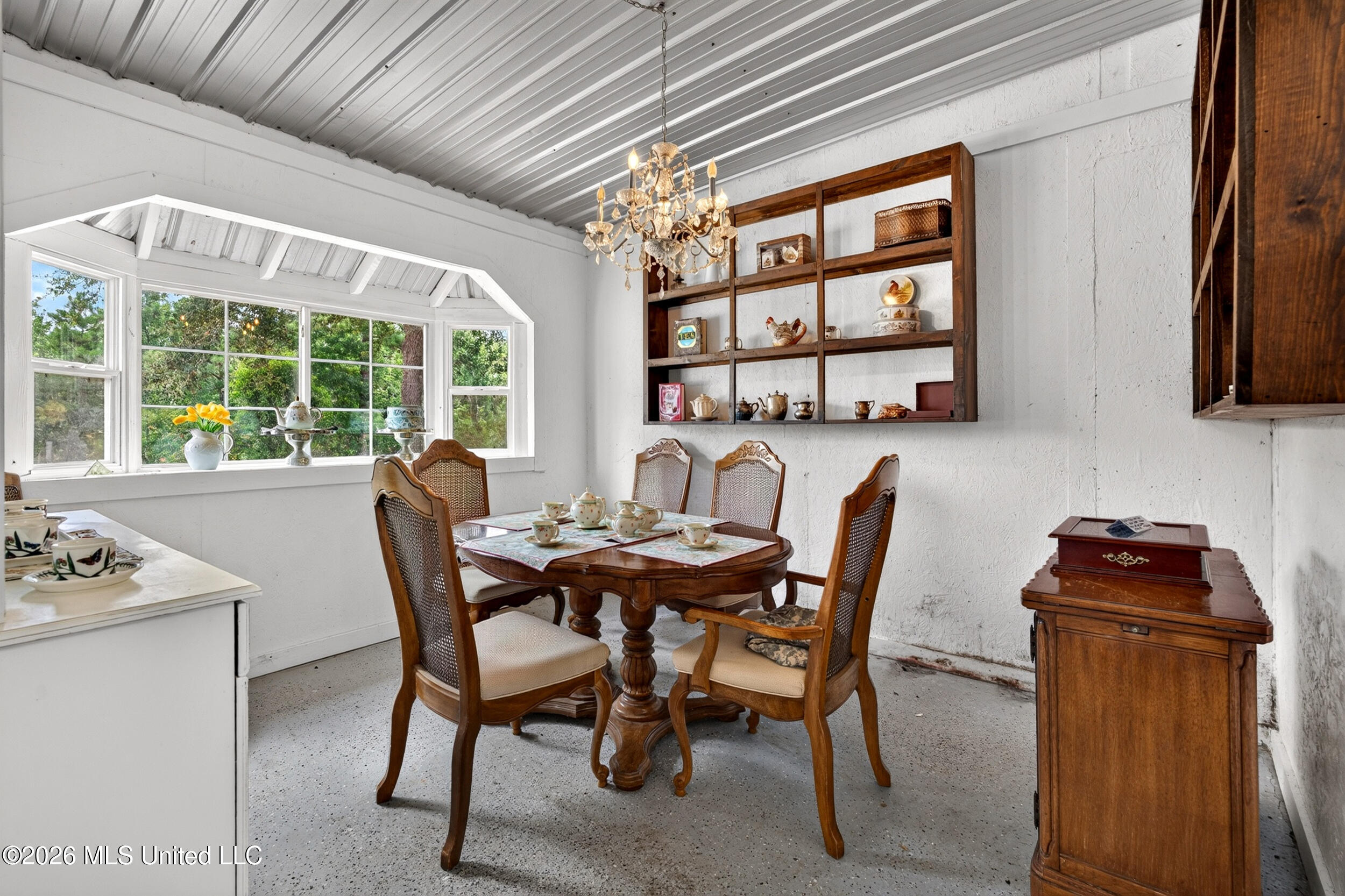 574 Slade Woodward Road Poplarville, MS 39470 - Photo 76 of 106 77_tearoom