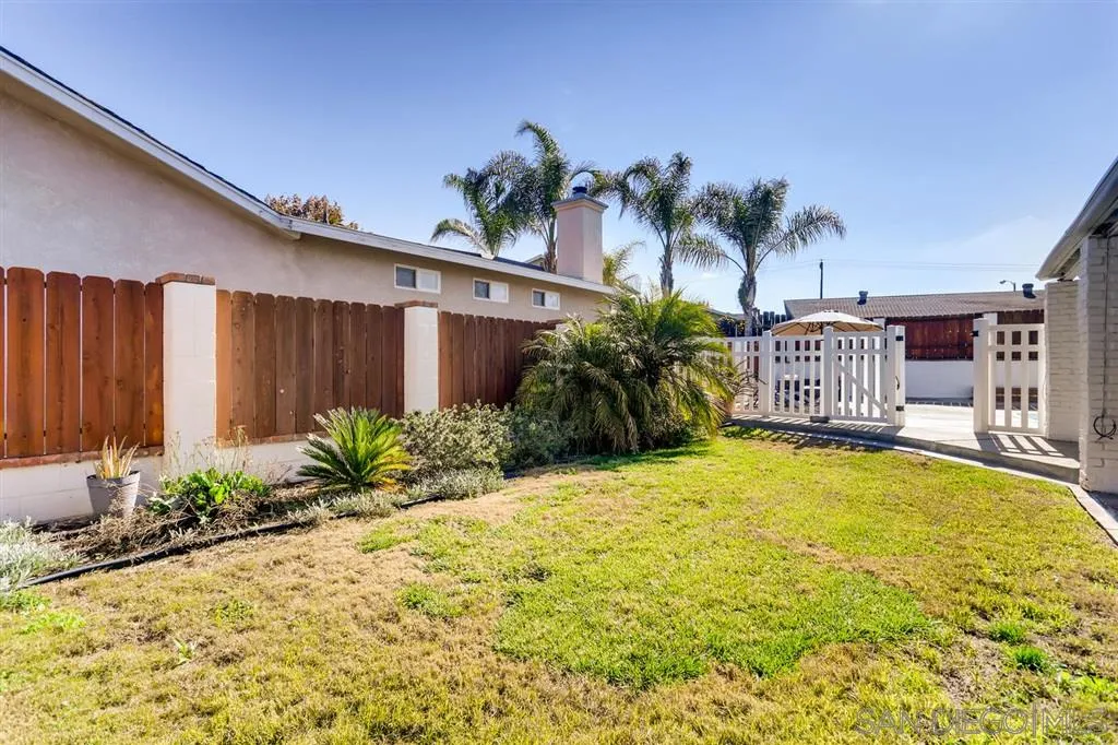 13131 Chrissy Way Lakeside, CA 92040 - Photo 23 of 25 a house view with a garden space
