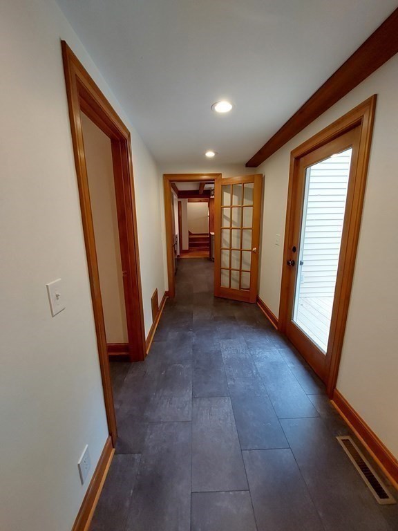 161 Loomis Ridge Westfield, MA 01085 - Photo 20 of 41 Gallery Image 20