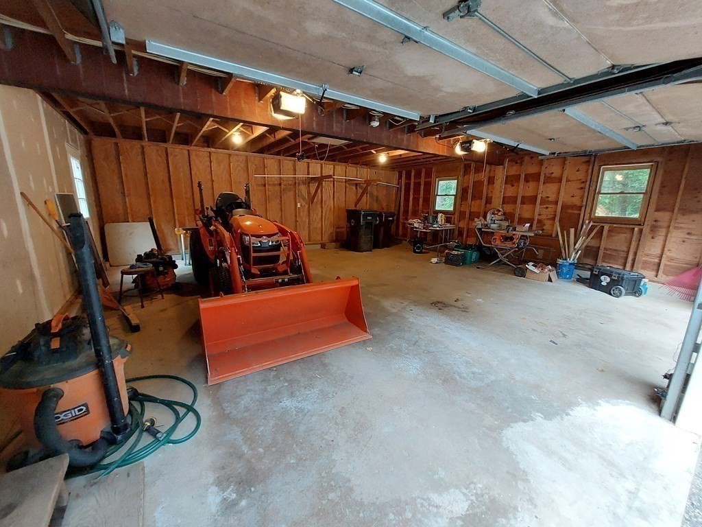 161 Loomis Ridge Westfield, MA 01085 - Photo 40 of 41 Gallery Image 40