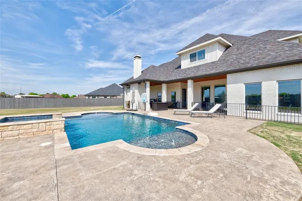 $800,000 | 133 Merlot Drive, Abilene, TX 79602