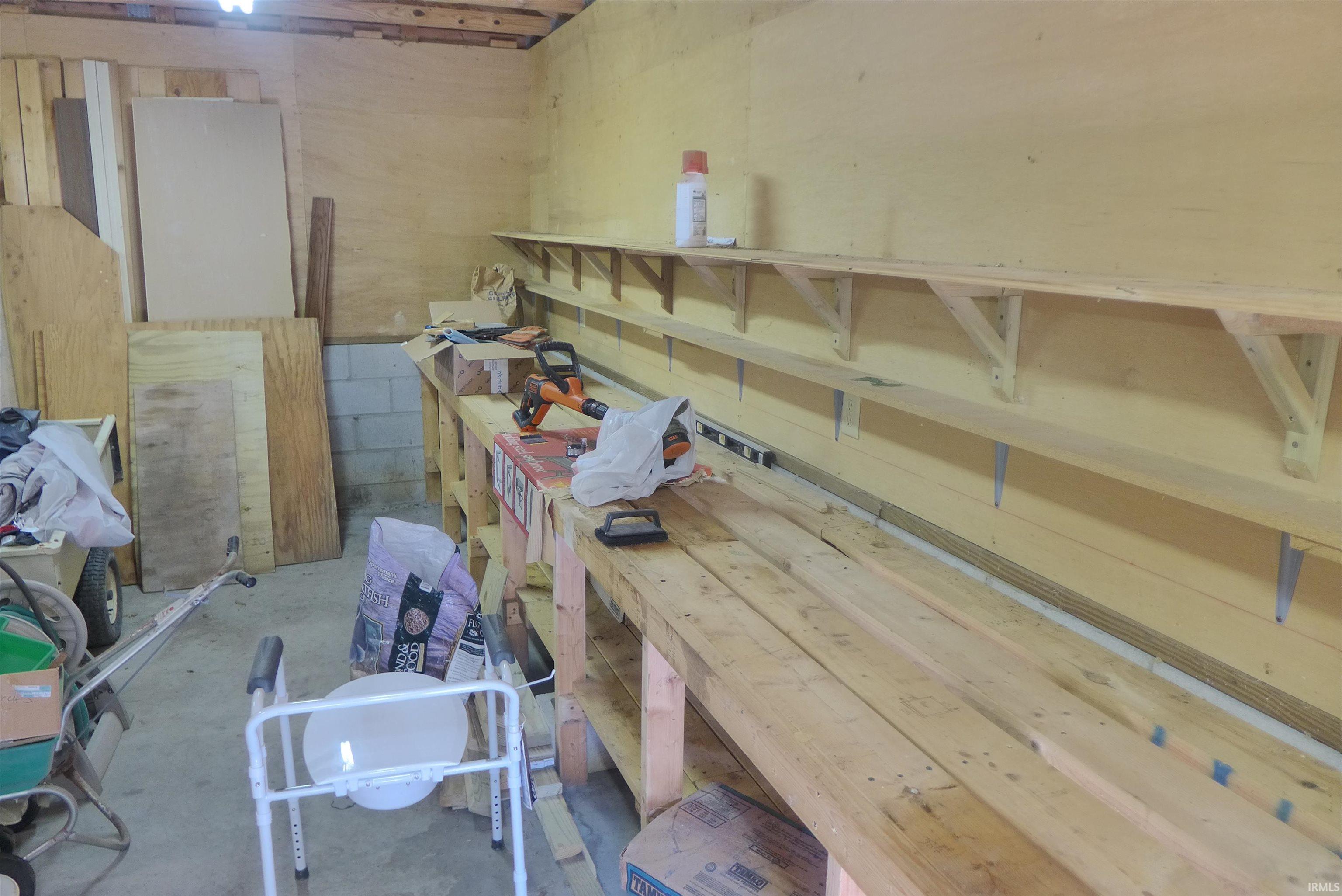 875 South Rustic Lane Jasper, IN 47546 - Photo 23 of 31