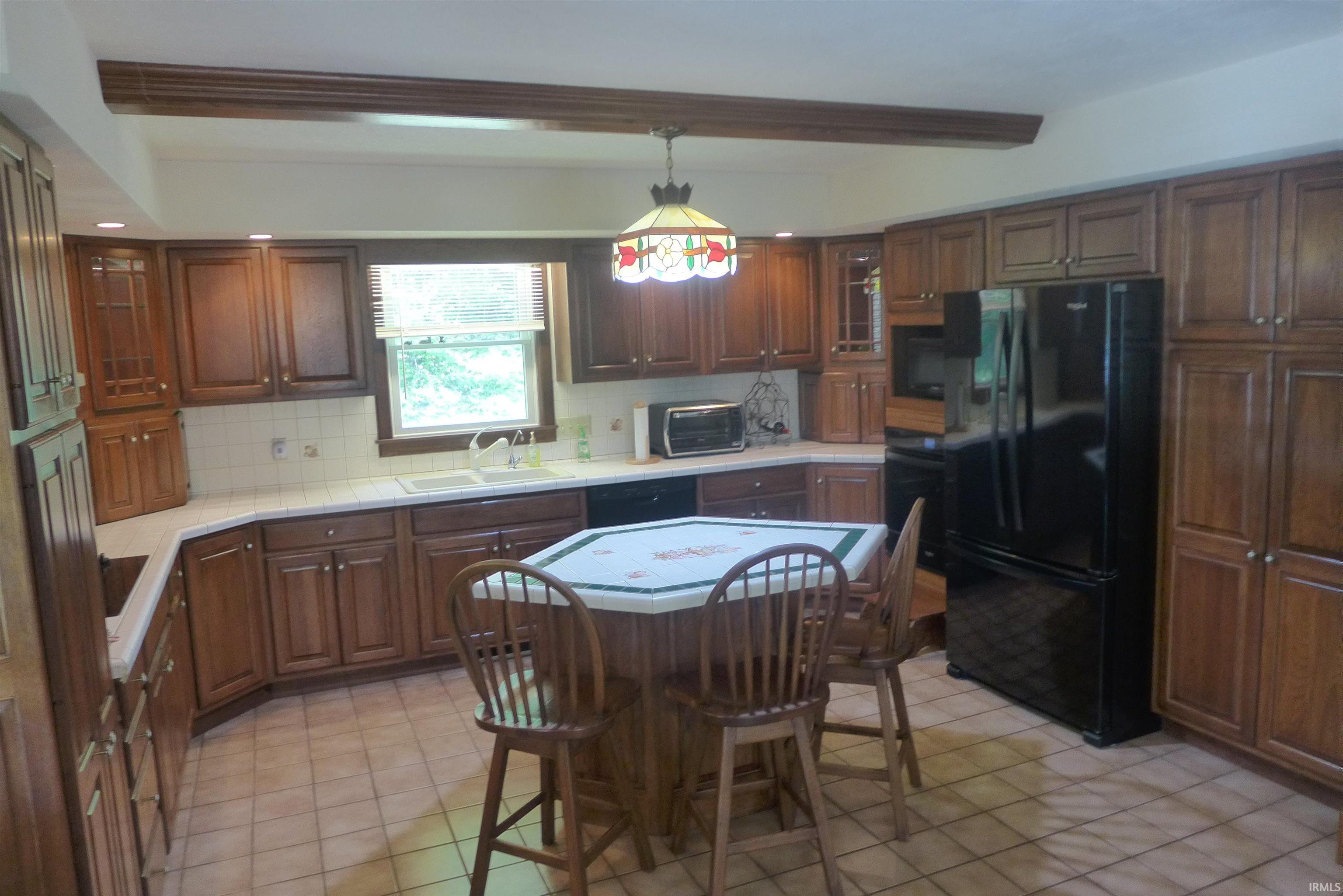 875 South Rustic Lane Jasper, IN 47546 - Photo 3 of 31