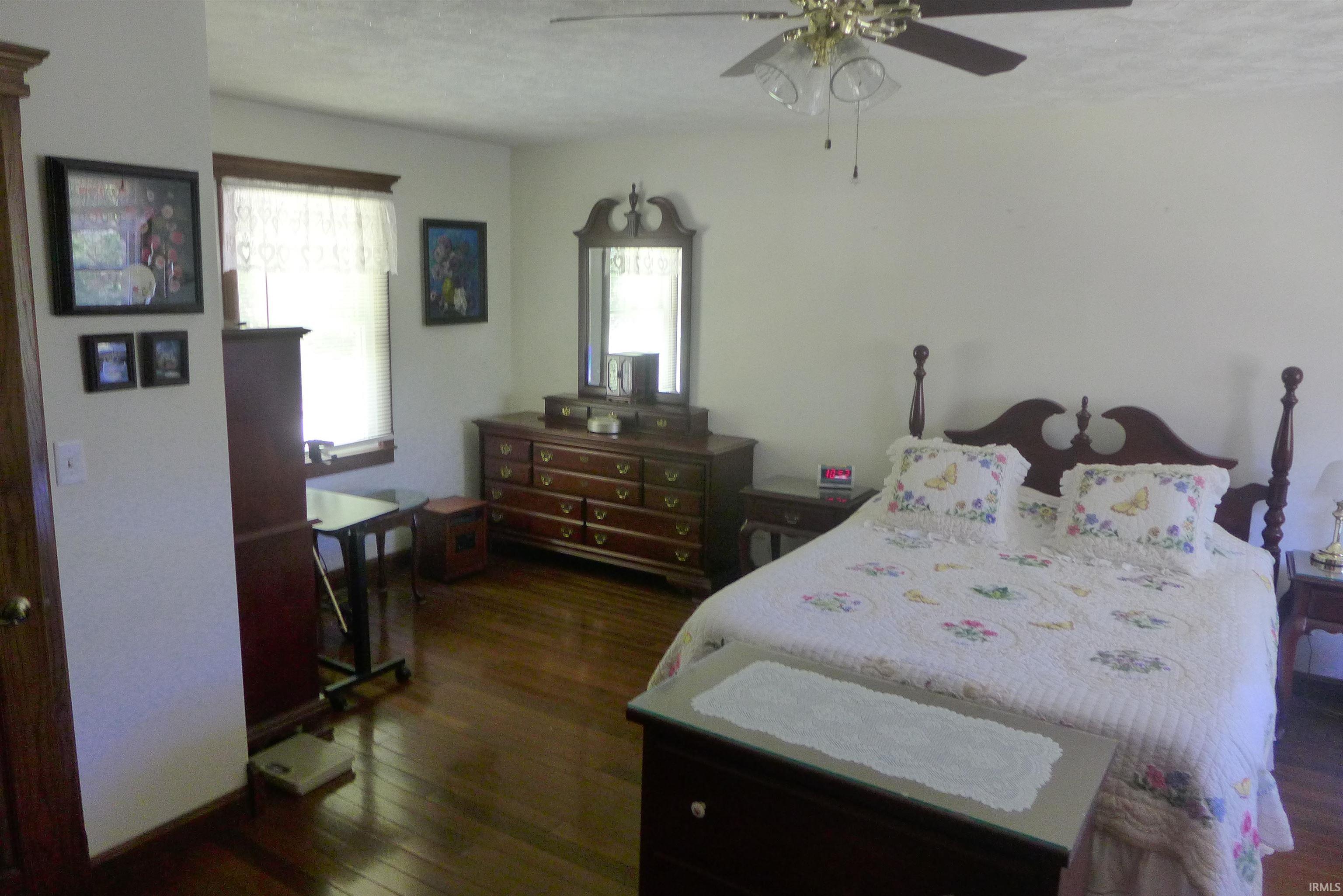 875 South Rustic Lane Jasper, IN 47546 - Photo 5 of 31