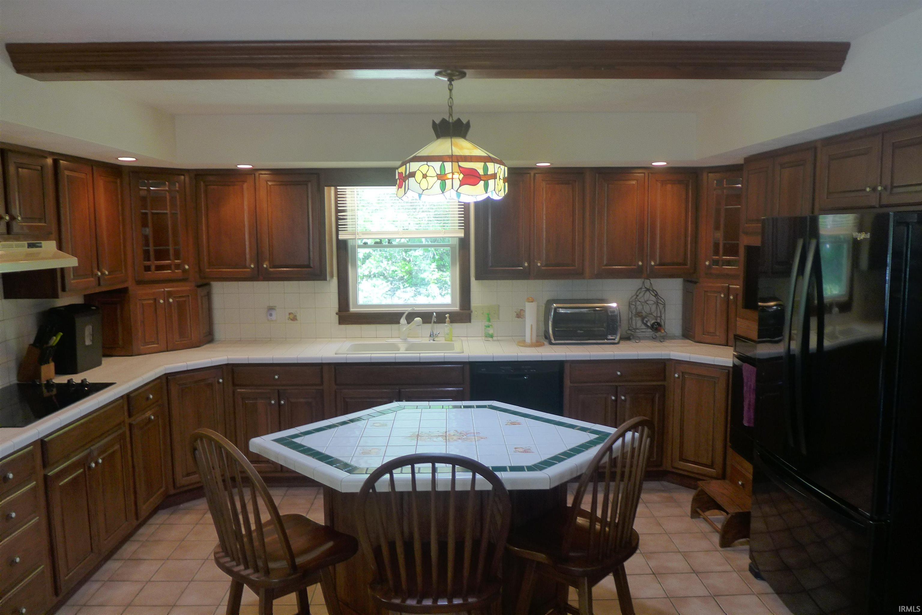 875 South Rustic Lane Jasper, IN 47546 - Photo 7 of 31