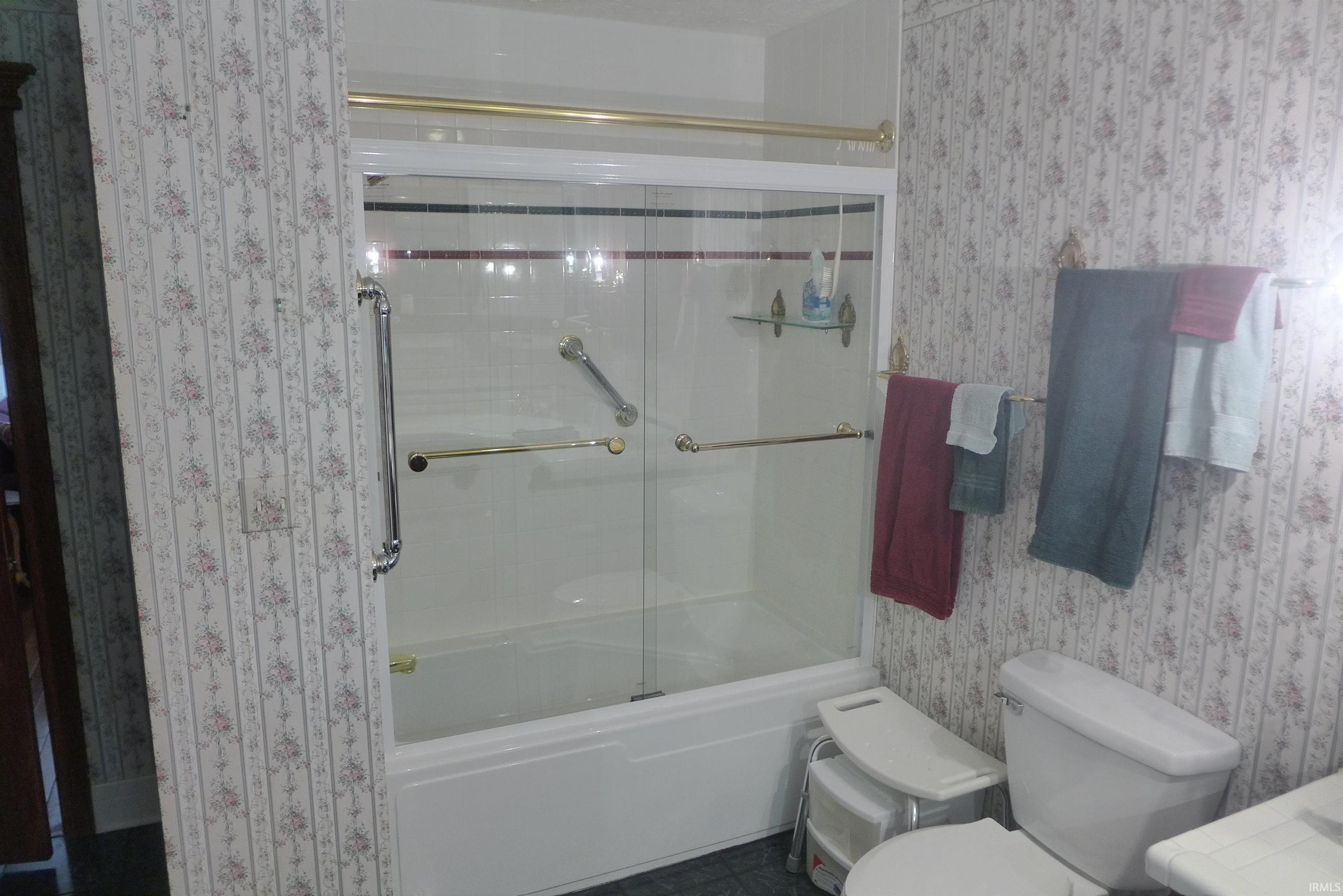 875 South Rustic Lane Jasper, IN 47546 - Photo 9 of 31