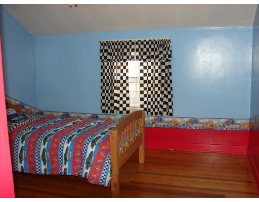 74 Connecticut Avenue Springfield, MA 01104 - Photo 20 of 29 Gallery Image 20