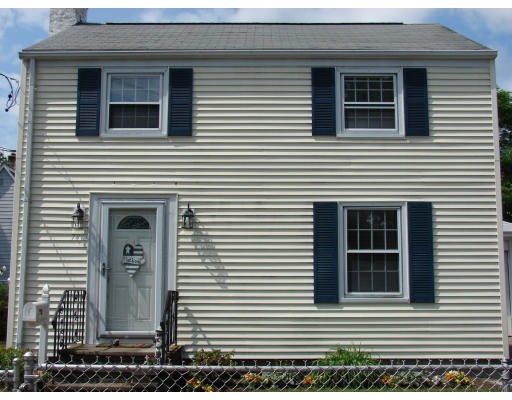 74 Connecticut Avenue Springfield, MA 01104 - Photo 2 of 29 Gallery Image 2