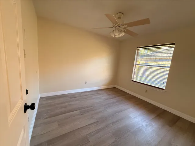 $2,000 | 16322 Ginger Run Way, Sugar Land, TX 77498