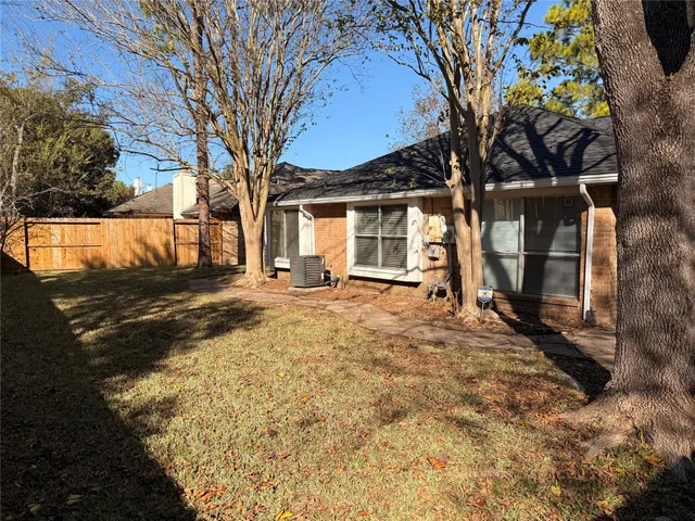 $2,000 | 16322 Ginger Run Way, Sugar Land, TX 77498