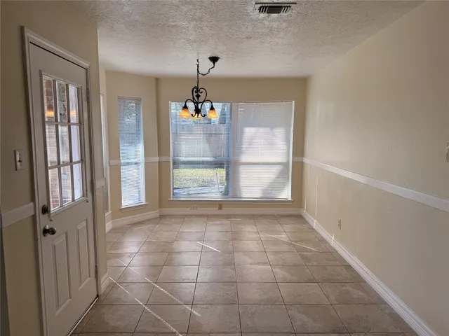 $2,000 | 16322 Ginger Run Way, Sugar Land, TX 77498