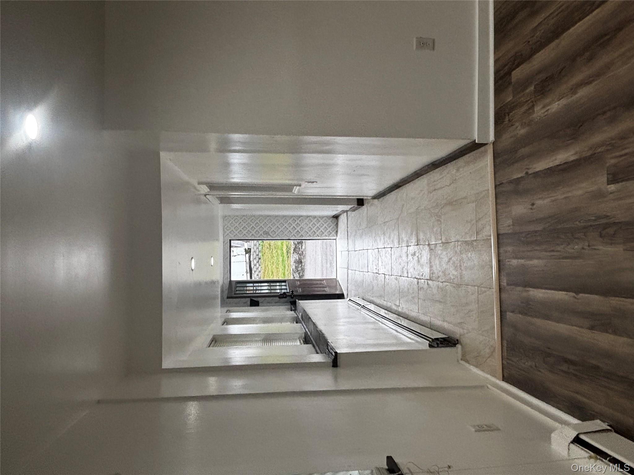 333 Bingham Road Marlboro, NY 12542 - Photo 20 of 27 a view of a hallway with wooden floor