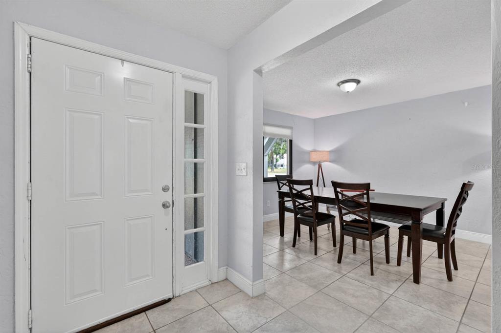 11 Rio Pinar Trail Ormond Beach, FL 32174 - Photo 3 of 34