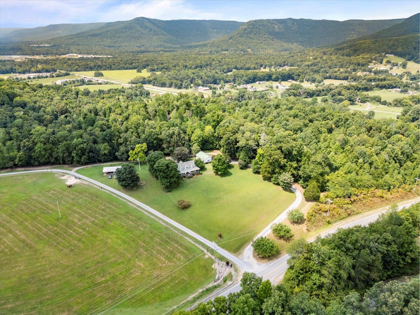 653 Ewtonville Ridge Road Dunlap, TN 37327 - Photo 61 of 69 60-DJI_0374