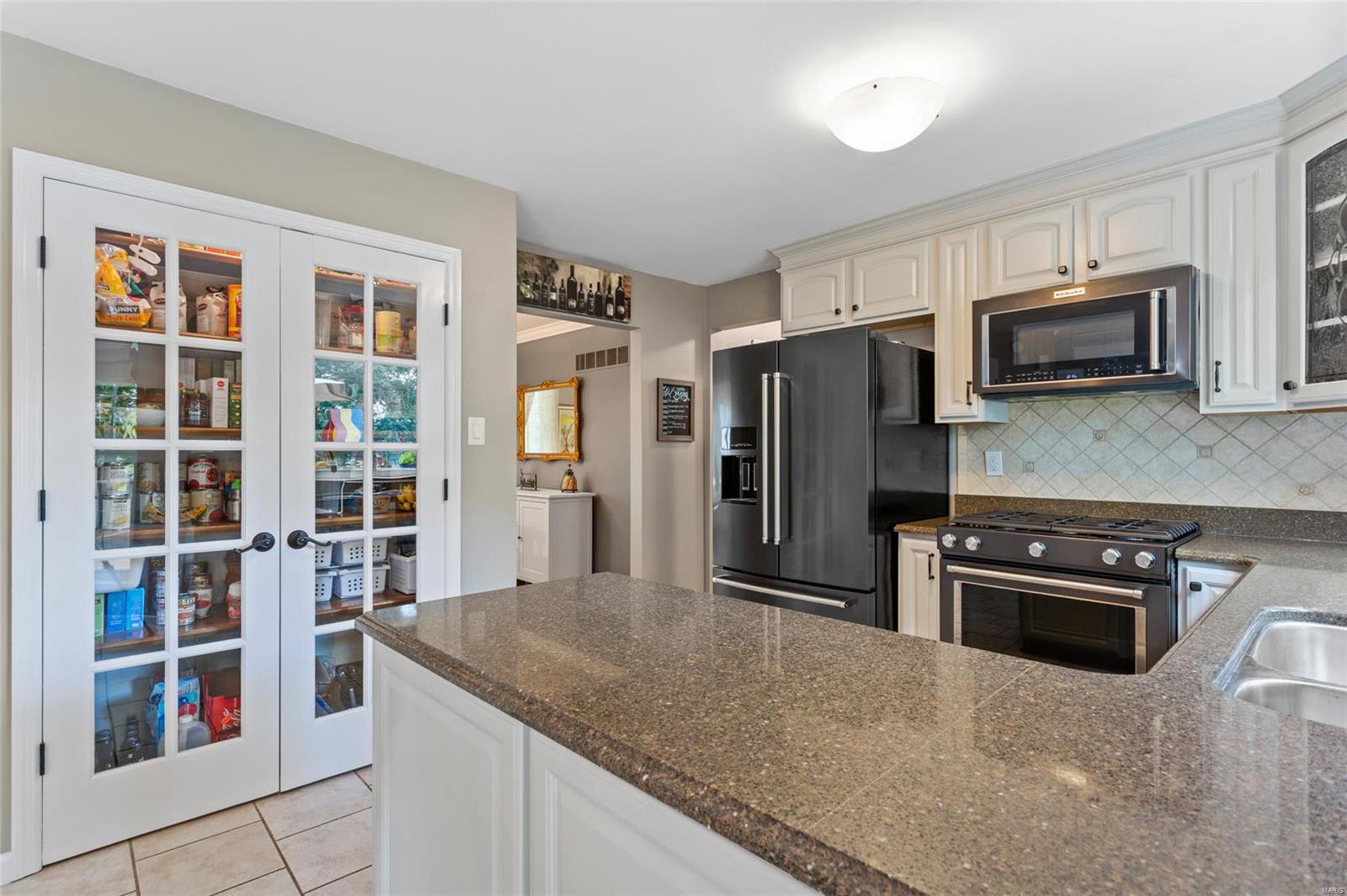 306 Fox Den Drive Ballwin, MO 63021 - Photo 13 of 38 Gallery Image 13