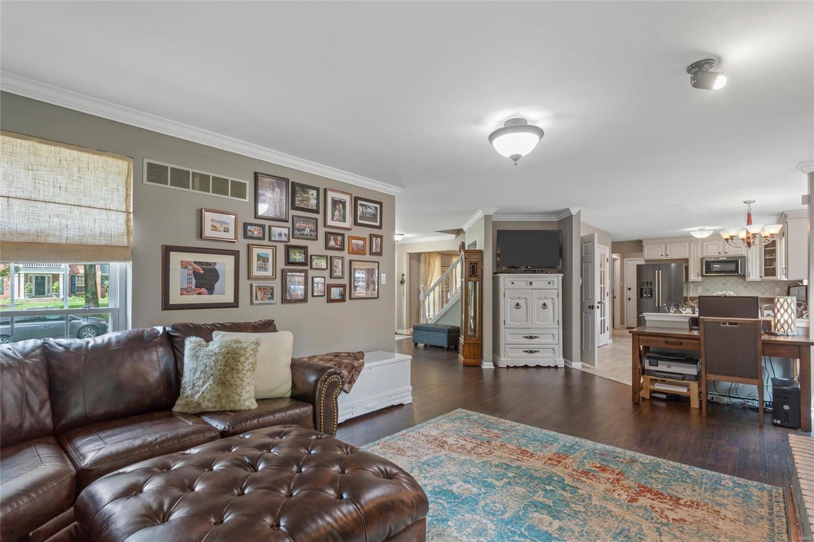 306 Fox Den Drive Ballwin, MO 63021 - Photo 8 of 38 Gallery Image 8