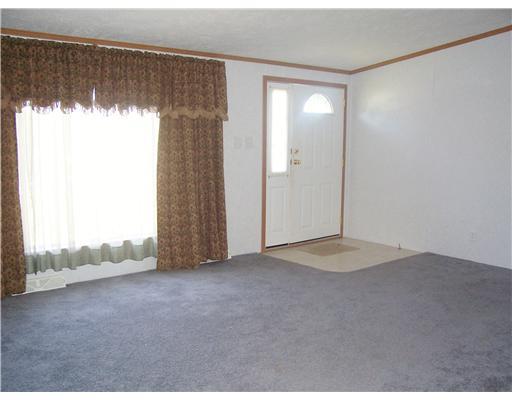 5235 Dutch Ridge Road Beaver, PA 15009 - Photo 2 of 18 Living Room. 17X13 LIVINGROOM WITH A LARGE PICTURE WINDOW.