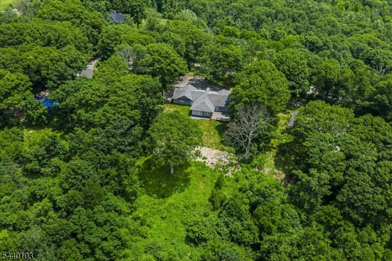 8 Sheeprock Road Kinnelon, NJ 07405 - Photo 39 of 47