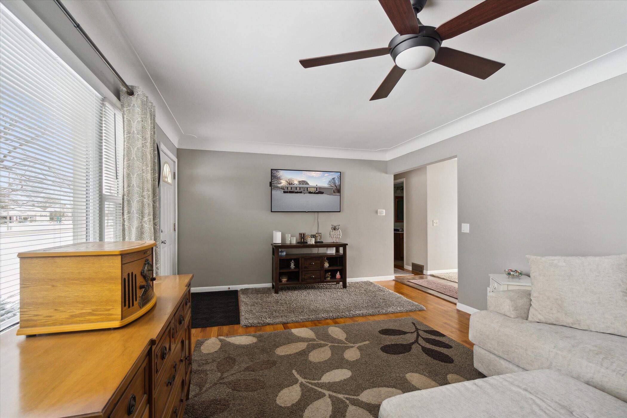 3315 Seymour Road Jackson, MI 49201 - Photo 10 of 50 10-3315-Seymour-Rd-Jackson-MI-49201-Wind