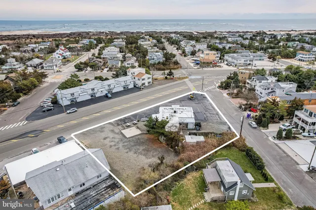 $2,900,000 | 704 Broadway, Barnegat Light, NJ 08006