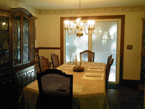400 Walnut Plain Road Rochester, MA 02770 - Photo 5 of 24 a dining room with furniture and a window